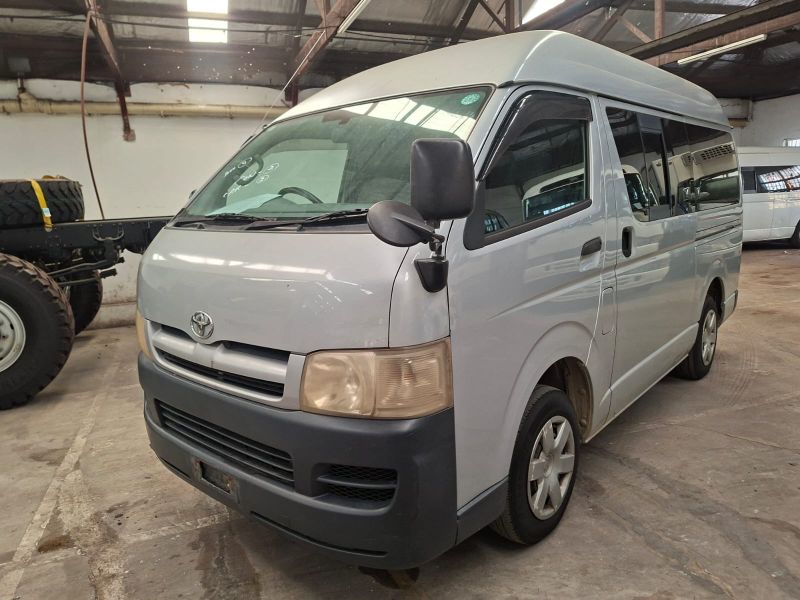  30364  TOYOTA HIACE  2005  
