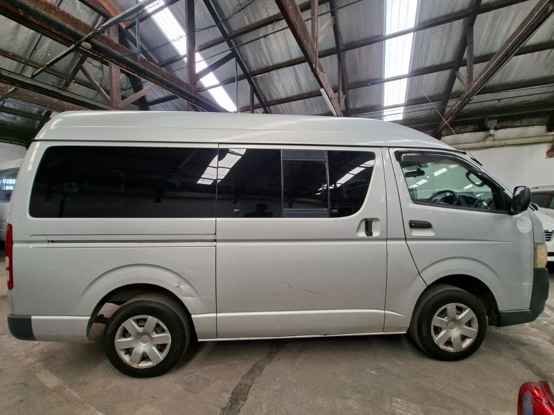  30364  TOYOTA HIACE  2005  