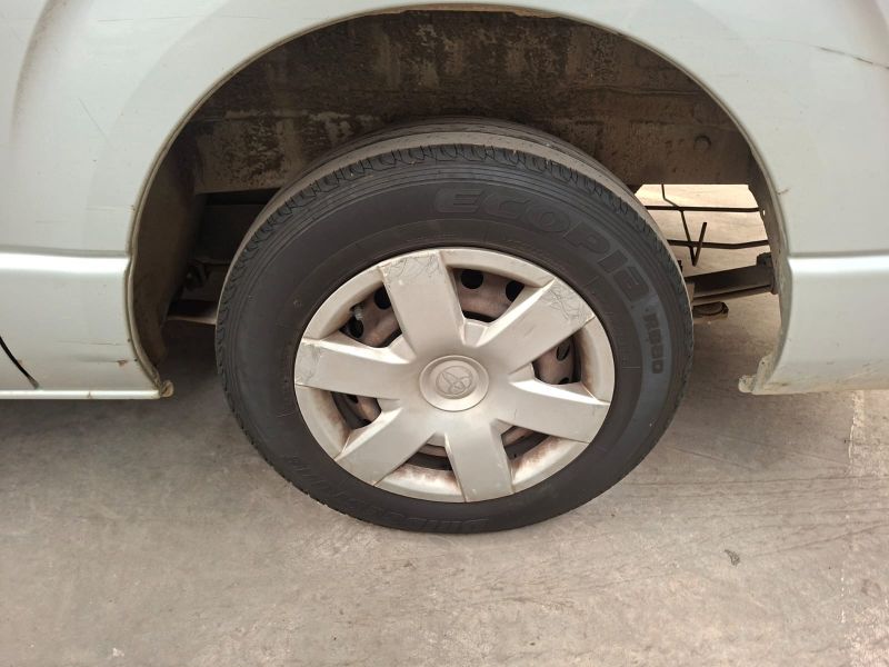  30364  TOYOTA HIACE  2005  