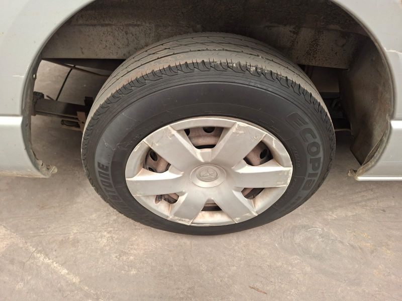  30364  TOYOTA HIACE  2005  