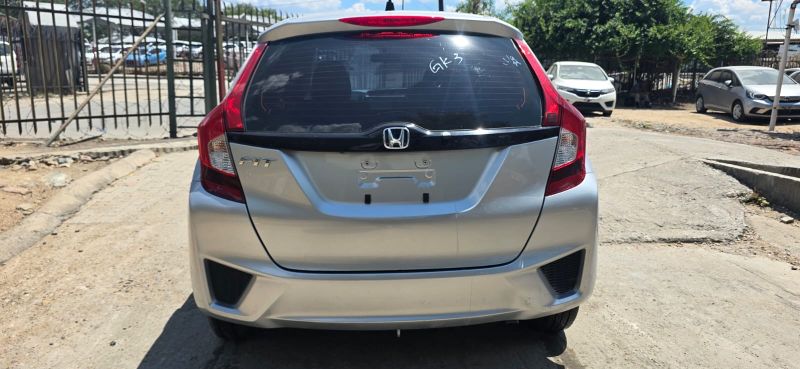  30365  HONDA FIT  2016  