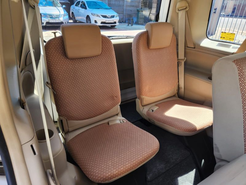  30366  TOYOTA SIENTA  2011  