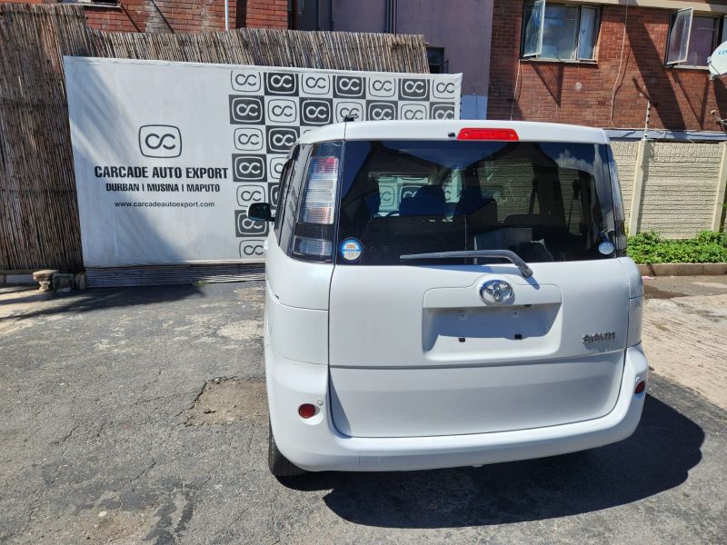  30366  TOYOTA SIENTA  2011  