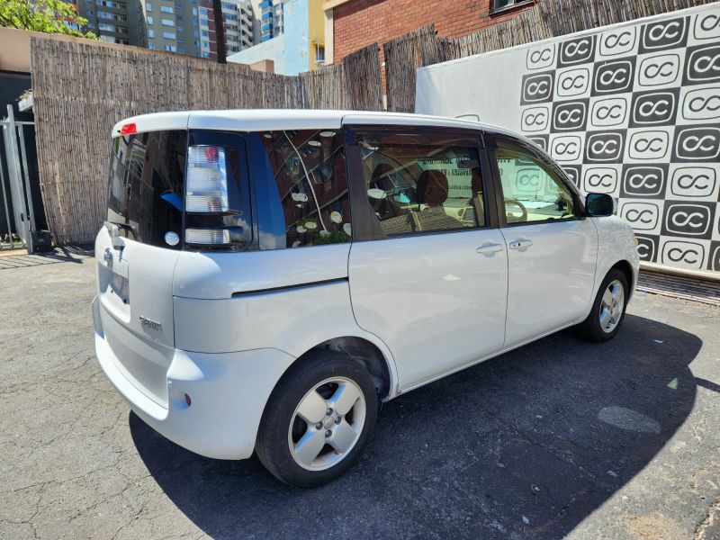  30366  TOYOTA SIENTA  2011  