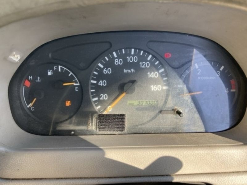  30367  HINO DUTRO  2003  