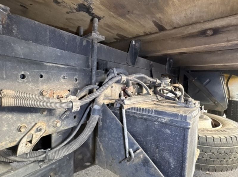  30367  HINO DUTRO  2003  