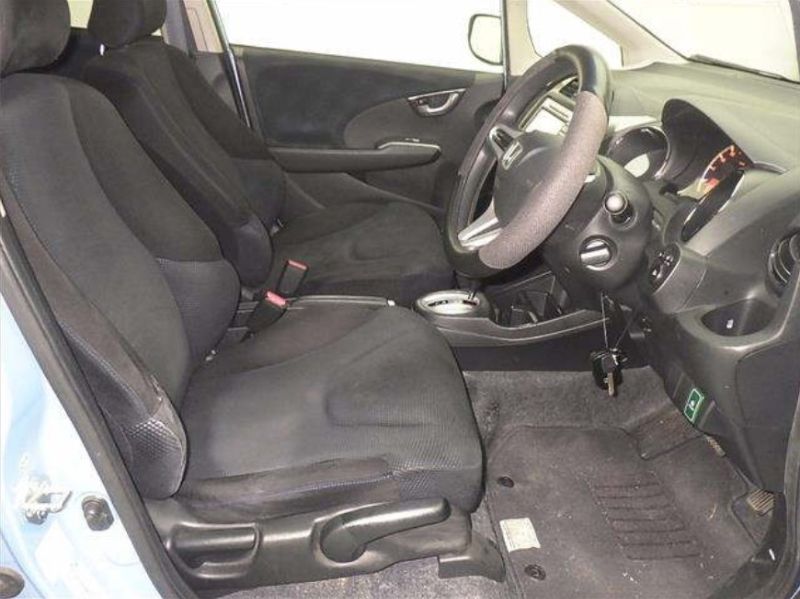  30371  HONDA FIT  2012  