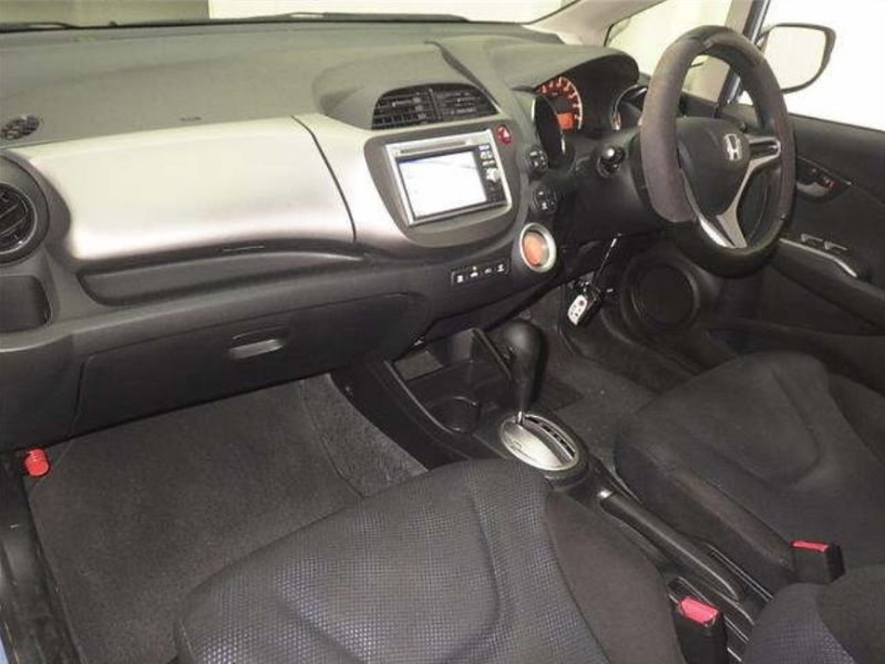  30371  HONDA FIT  2012  