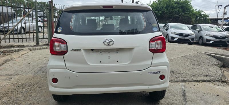  30372  TOYOTA PASSO  2018  