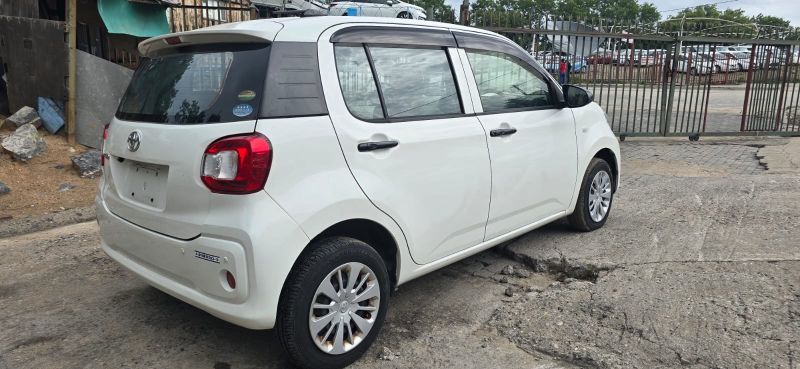  30372  TOYOTA PASSO  2018  