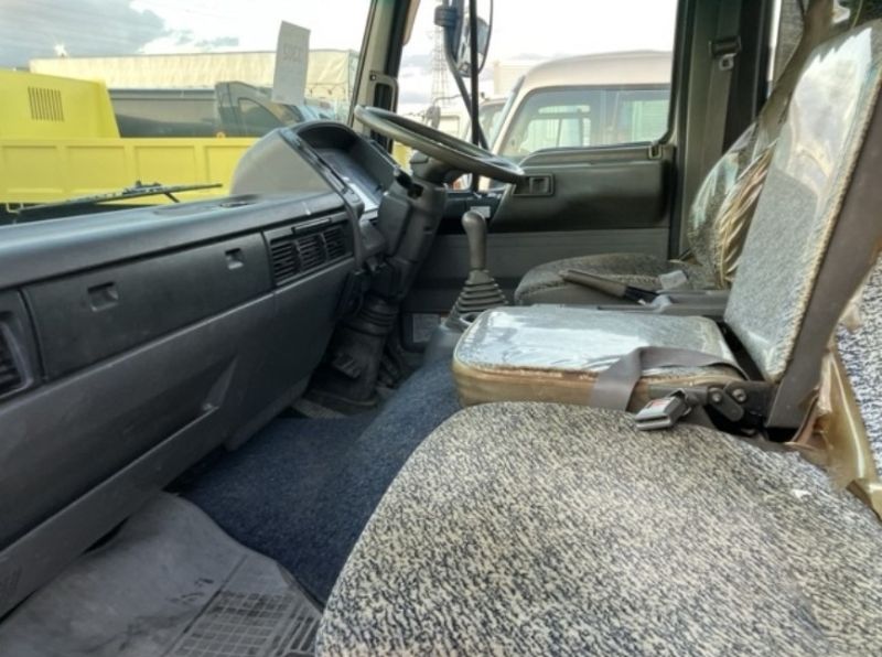  30373  HINO RANGER  1996  