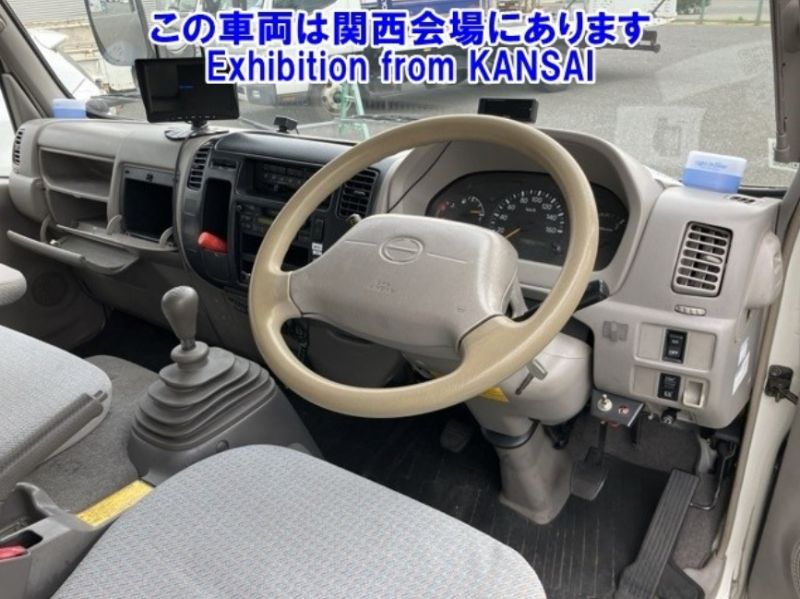  30375  HINO DUTRO  2003  