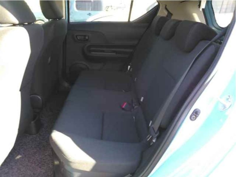  30377  TOYOTA AQUA  2016  