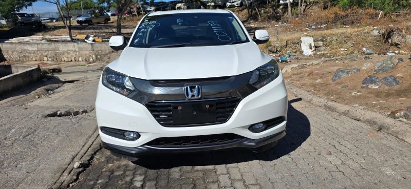  30381  HONDA VEZEL  2016  