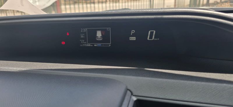  30382  TOYOTA AQUA  2018  