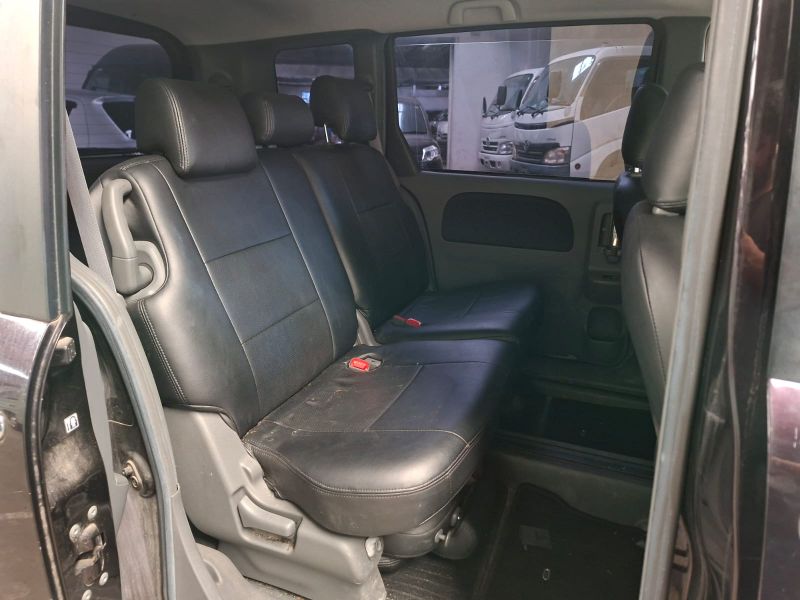  30389  TOYOTA SIENTA  2015  