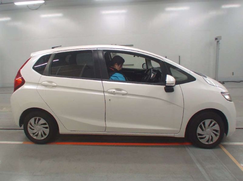  30390  HONDA FIT  2017  
