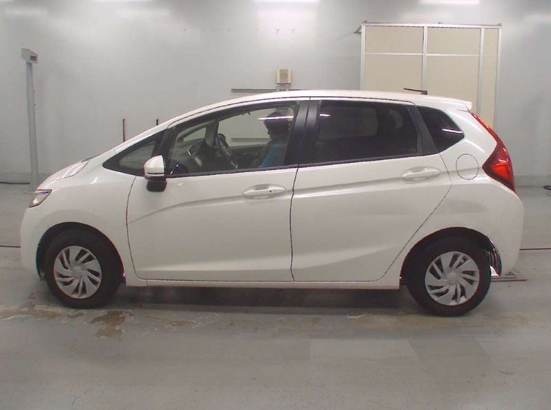  30390  HONDA FIT  2017  