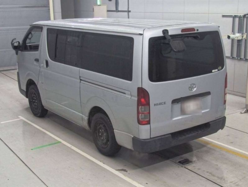  30393  TOYOTA HIACE  2016  