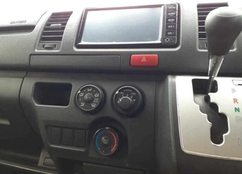  30393  TOYOTA HIACE  2016  