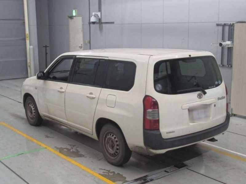  30394  TOYOTA PROBOX  2017  