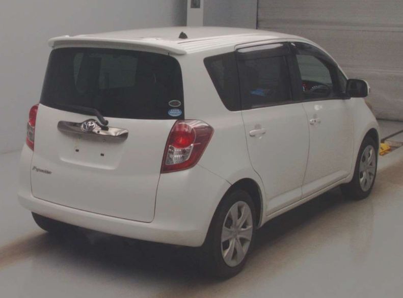  30398  TOYOTA RACTIS  2010  