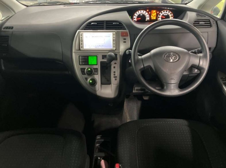  30398  TOYOTA RACTIS  2010  