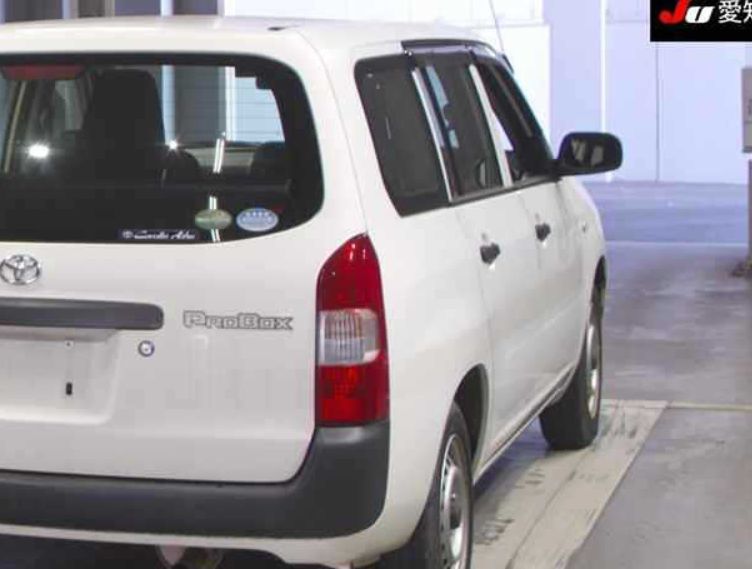  30400  TOYOTA PROBOX  2016  