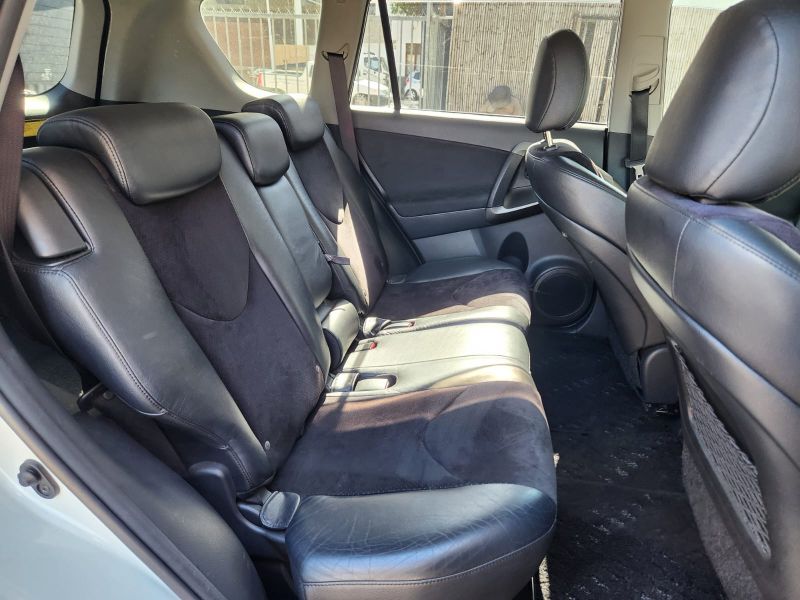  30402  TOYOTA VANGUARD  2011  