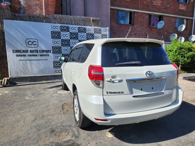  30402  TOYOTA VANGUARD  2011  