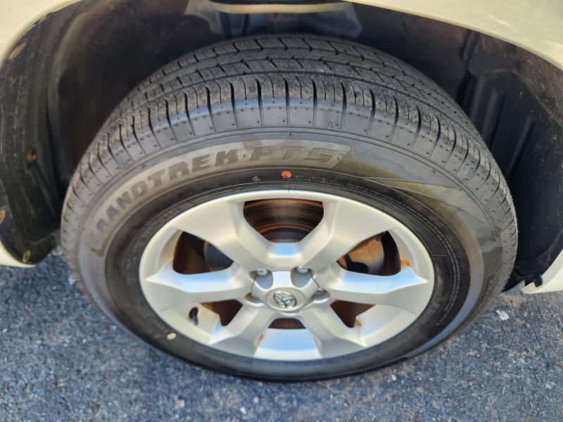  30402  TOYOTA VANGUARD  2011  