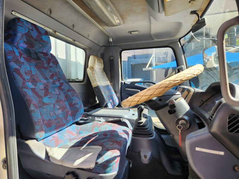  30405  HINO RANGER  2003  