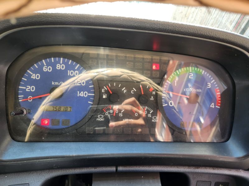  30405  HINO RANGER  2003  