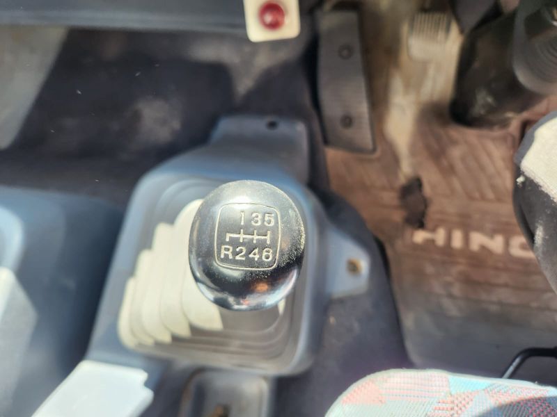  30405  HINO RANGER  2003  