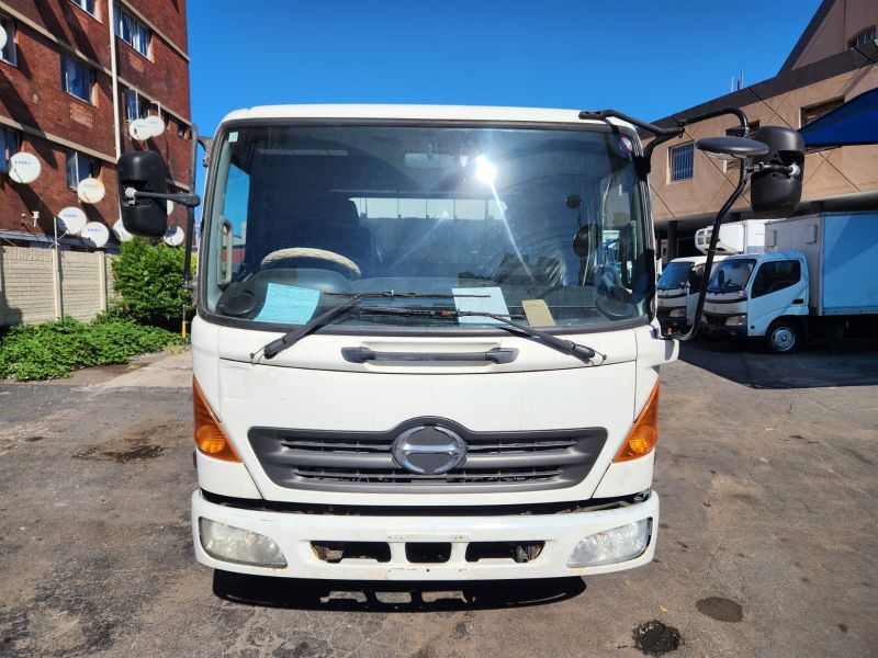  30405  HINO RANGER  2003  