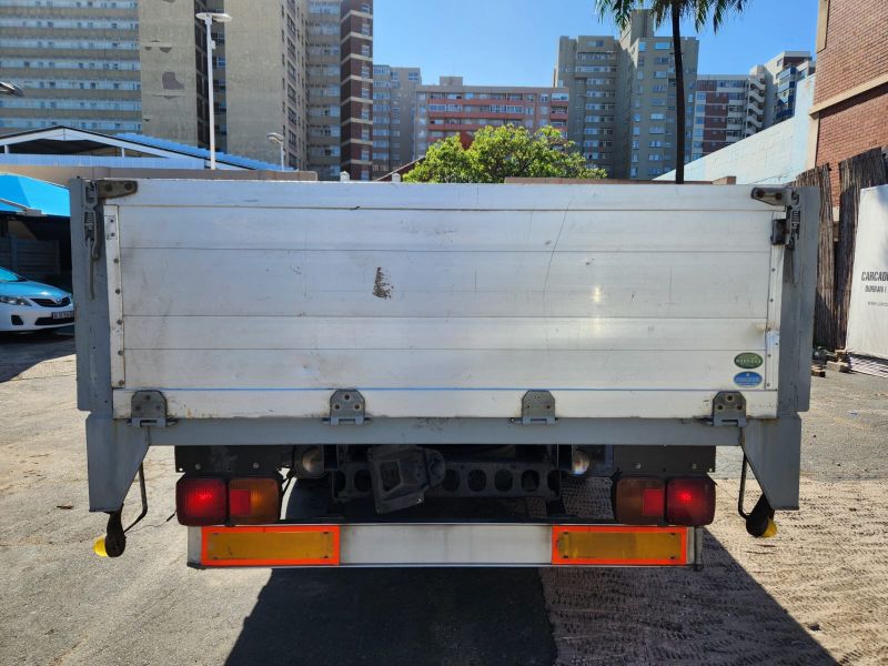  30405  HINO RANGER  2003  