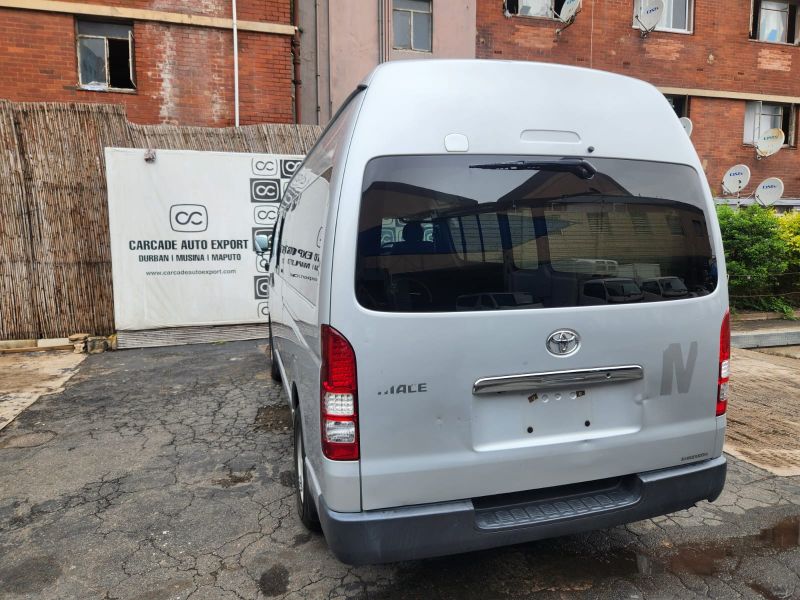  30411  TOYOTA HIACE  2005  