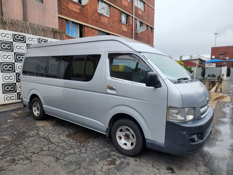  30411  TOYOTA HIACE  2005  