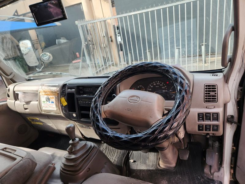  30414  HINO DUTRO  2009  