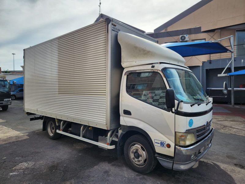  30414  HINO DUTRO  2009  