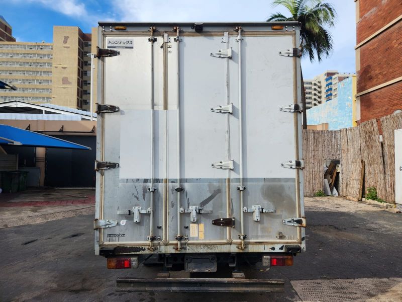  30414  HINO DUTRO  2009  