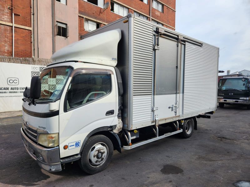  30414  HINO DUTRO  2009 