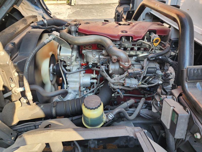  30415  HINO DUTRO  2012  