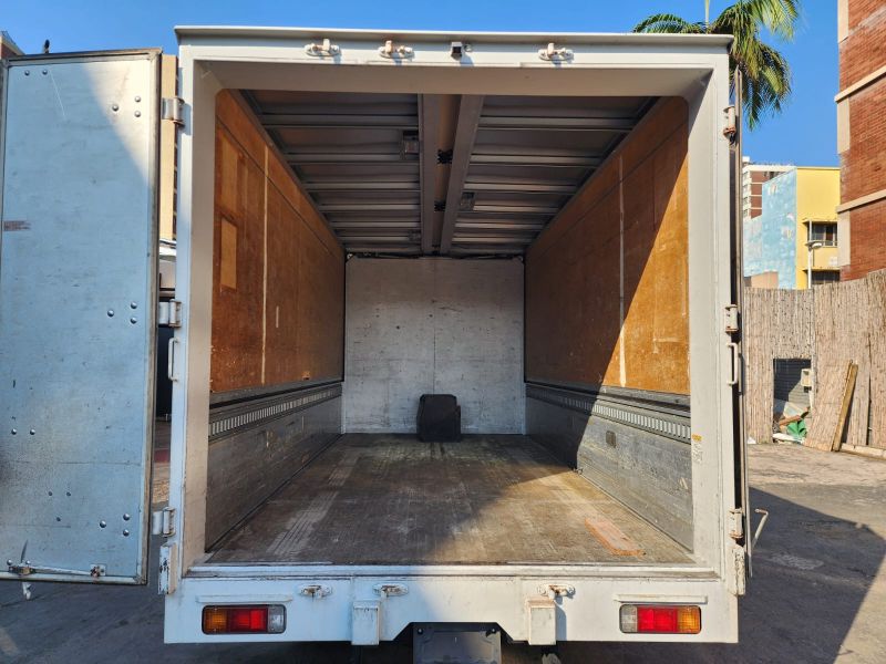  30415  HINO DUTRO  2012  