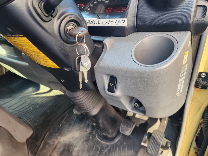  30415  HINO DUTRO  2012  