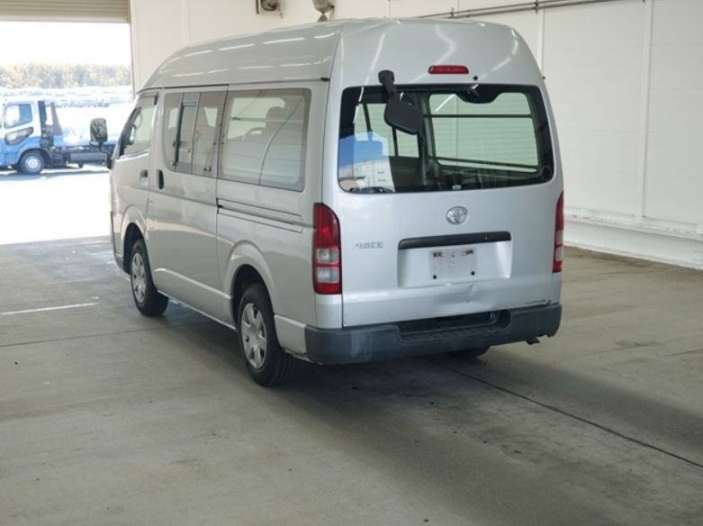  30416  TOYOTA HIACE  2008  