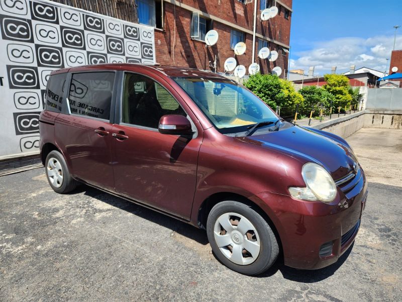  30419  TOYOTA SIENTA  2012  