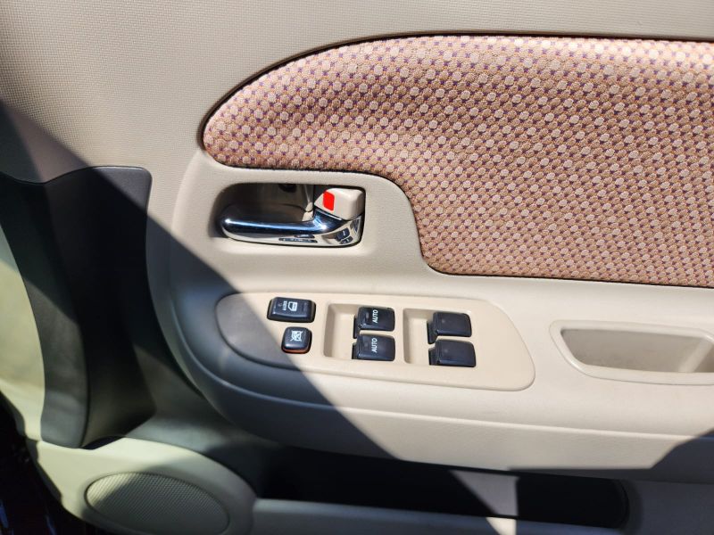  30419  TOYOTA SIENTA  2012  