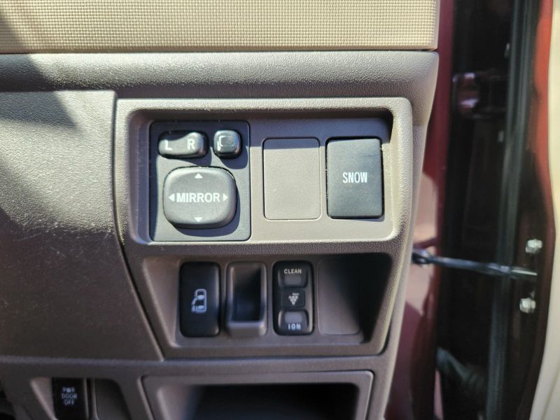  30419  TOYOTA SIENTA  2012  