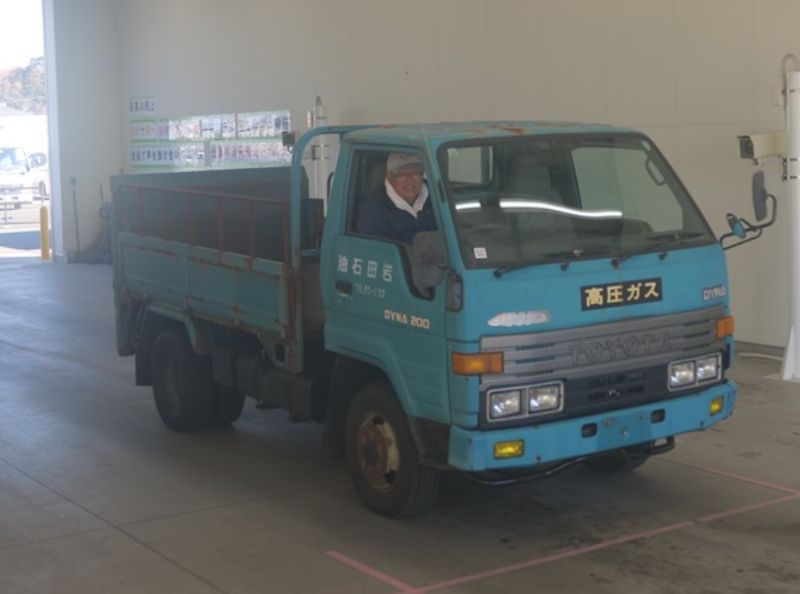  30045 HINO DUTRO  2012  